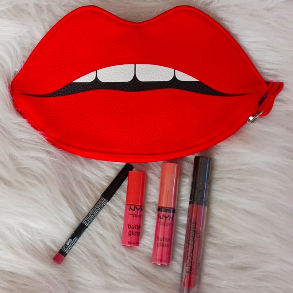 NYX 4 Piece Lip Set with Makeup Bag